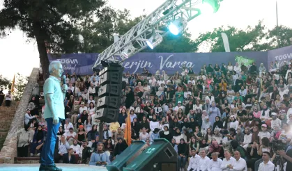 Bakan Uraloğlu Edirne’de gençlerle buluştu