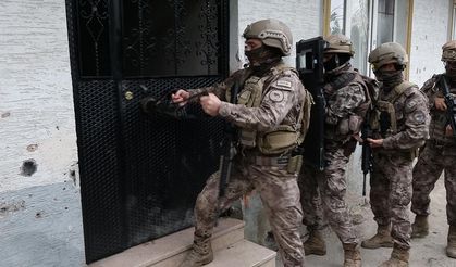 Van'da terör soruşturmaları kapsamında 15 şüpheli yakalandı