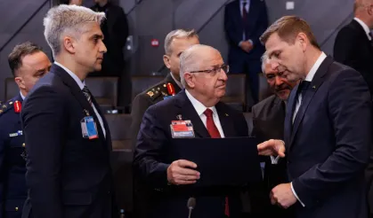 Bakan Güler NATO Karargahı’nda temaslarda bulundu