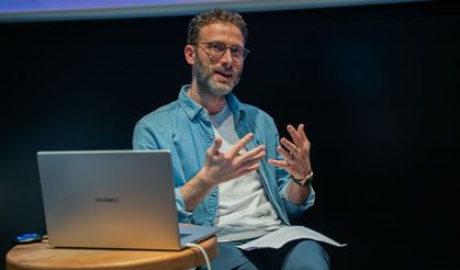 10. Kısa'dan Hisse Kısa Film Festivali'nde 'Yapay Zeka ve Sinema' konuşuldu