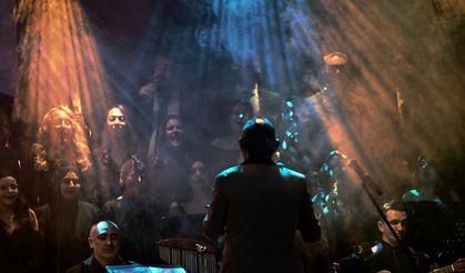 Düzce'de 'Düzce'nin Sesleri Korosu'ndan Öğretmenler Günü konseri