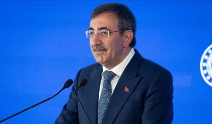 Cevdet Yılmaz AK Parti’nin iktidar yıl dönümünü kutladı