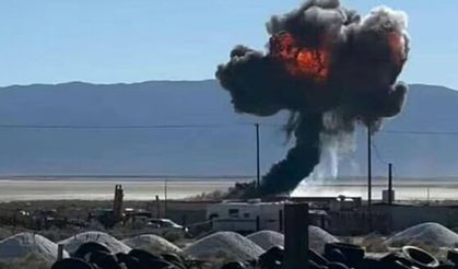 ABD gösteri uçağı eğitim sırasında düştü