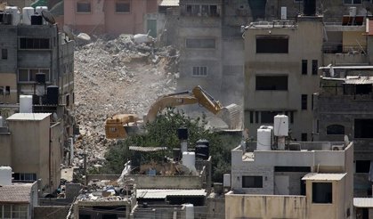 İsrail Nur Şems kampında evleri yıkıyor