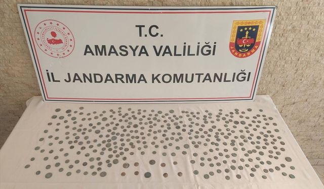 Amasya'da Pontus Krallığı dönemine ait 582 sikke ele geçirildi