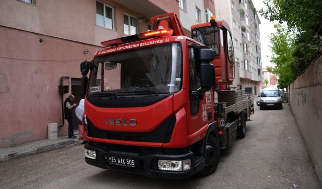 Erzurum'da haber alınamayan yaşlı adam evinde ölü bulundu