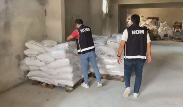 Mersin'de 50 ton sahte deterjan ele geçirildi