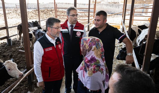 Tarım ve Orman Bakanı Yumaklı, Ayaş'ta hayvancılık işletmesini ziyaret etti