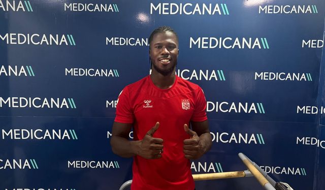 Sivasspor'un yeni transferi Keita Balde sağlık kontrolünden geçti