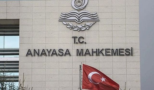 Anayasa Mahkemesi'nden emsal karar: İşten çıkarılan çalışanın ifade özgürlüğü ihlal edildi