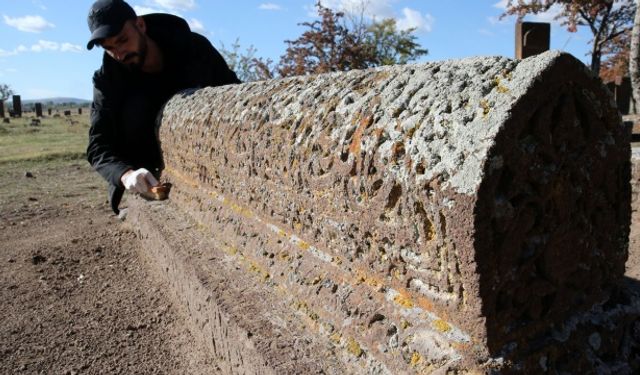 En büyük Selçuklu Mezarlığı’nda çalışmalar devam ediyor: 91 yeni mezar ortaya çıkarıldı