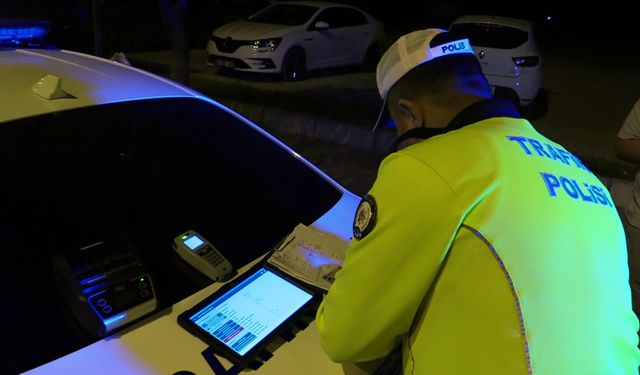 Adana'da dron destekli trafik denetimi yapıldı
