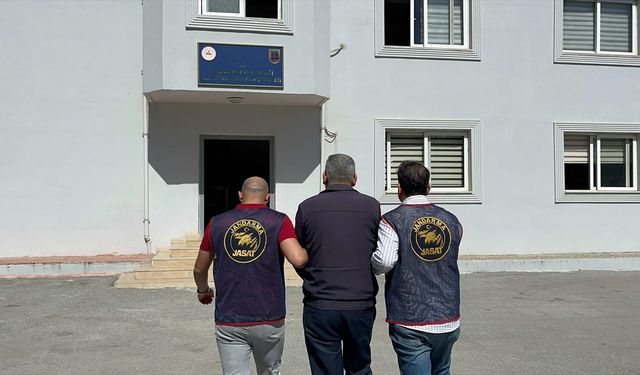 Mersin'de 28 yıl 9 ay hapis cezasıyla aranan hükümlü yakalandı