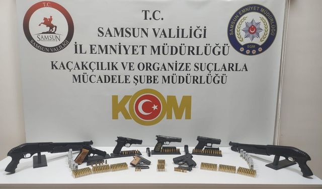 Samsun'da kaçak silah ticareti operasyonunda 2 zanlı yakalandı