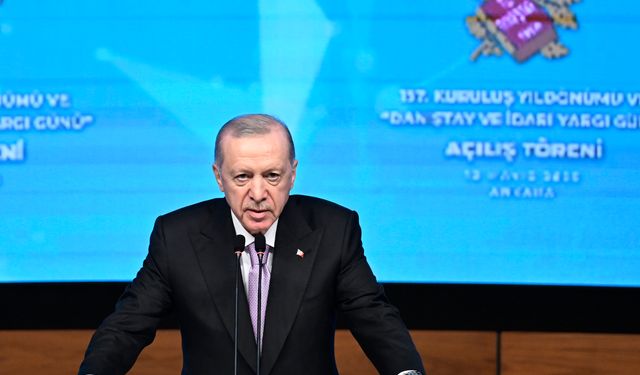 "Üstünlerin hukukunu milletimizin de desteğiyle geride bıraktık"