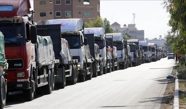 Abluka altındaki Gazze’ye 100 tır yardım yolda