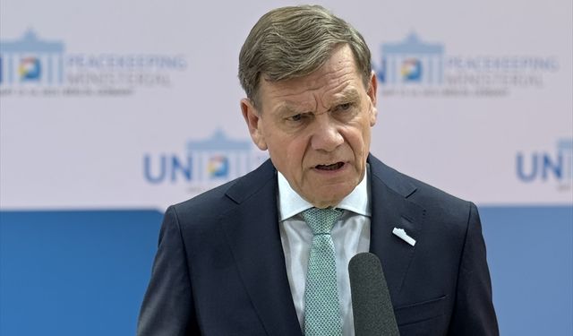 BM Barış Gücü zirvesi Berlin'de başladı