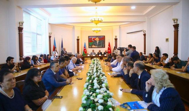 Bakü'de Türk Dünyası İktisat Konferansı