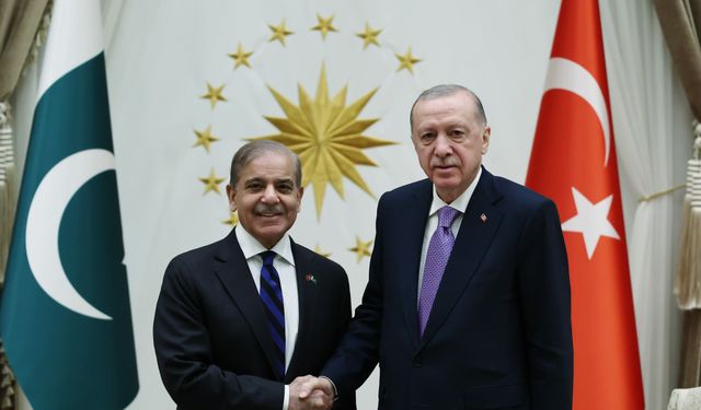 Pakistan Başbakanı Şerif: Türkiye'ye minnettarız