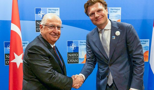 Bakan Güler, Hollanda Savunma Bakanı Brekelmans ile görüştü