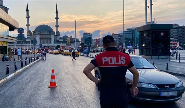 "Huzur İstanbul" uygulamasında 513 kişi gözaltına alındı
