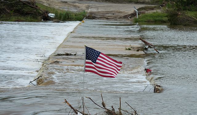 Texas’taki sel felaketinde can kaybı 104'e çıktı