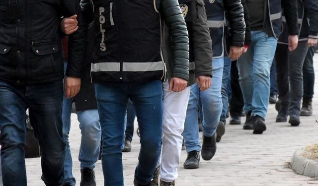 FETÖ’nün güncel finans yapılanmasına operasyon