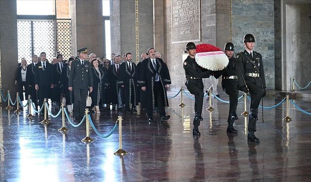 Uyuşmazlık Mahkemesi’nden Anıtkabir’e ziyaret