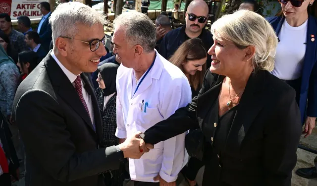 Bakan Memişoğlu Antalya’da saha ziyaretinde