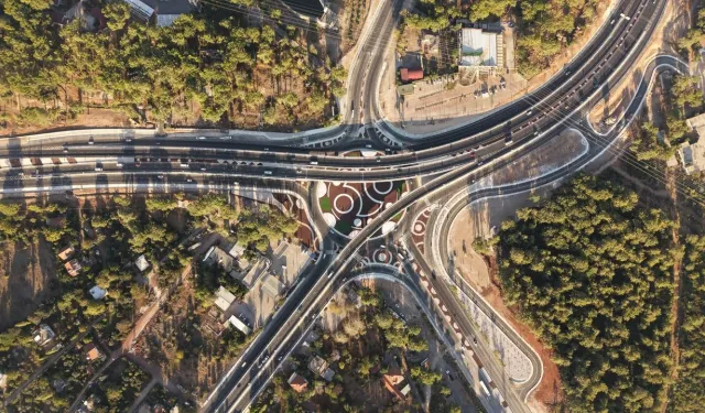 Bakan Uraloğlu Antalya'da yeni yolların açılışına katılacak