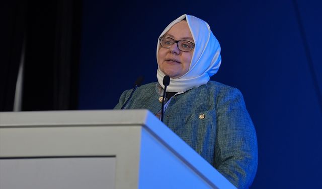 11. Dünya Helal Zirvesi ve Helal Expo Uluslararası Ticaret Fuarı İstanbul'da devam ediyor