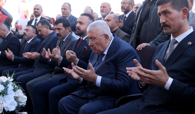MHP Genel Başkan Yardımcısı Yalçın Tekirdağ'da partisinin il binasının açılışında konuştu: