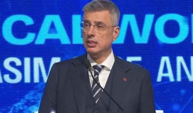 Bakan Memişoğlu 11. Türk Tıp Kurultayı’nda konuştu