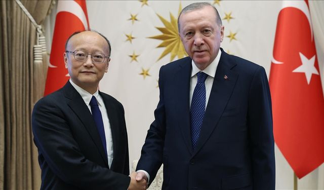Cumhurbaşkanı Erdoğan Asya Kalkınma Bankası Başkanı Kanda'yı kabul etti