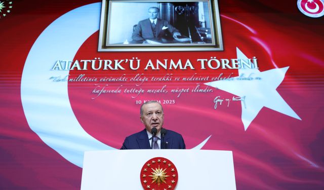 Cumhurbaşkanı Erdoğan Atatürk'ü anma töreninde konuştu