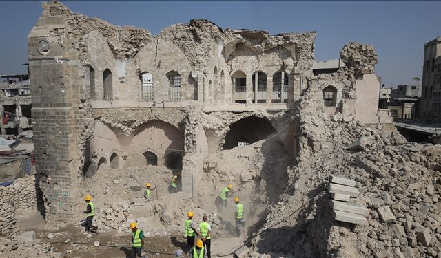 İsrail Gazze'de Memlükler dönemine ait Paşa Sarayı'nı yıktı