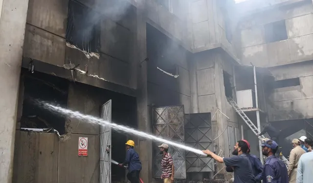 Pakistan'da tutkal fabrikasında patlama