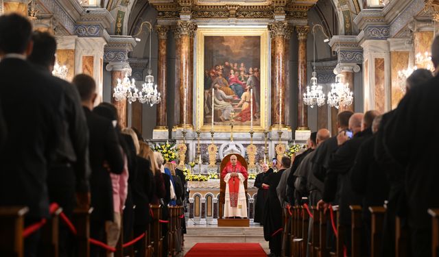 Papa 14. Leo İstanbul'da cemaate hitap etti