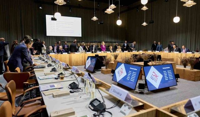 AB Savunma Bakanları Brüksel'de toplandı