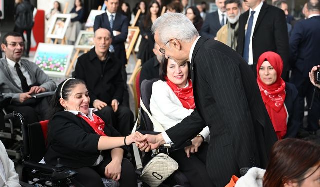 Bakan Uraloğlu Engelliler Günü etkinliğinde konuştu