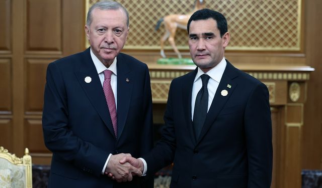 Cumhurbaşkanı Erdoğan Türkmenistan Devlet Başkanı ile görüştü