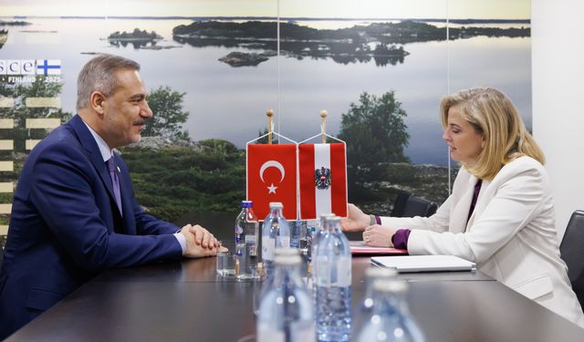 Bakan Fidan Avusturyalı mevkidaşı Meinl-Reisinger ile görüştü