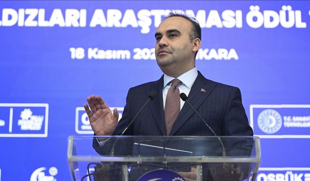 Bakan Kacır OSBÜK Genel Kurulu'nda konuştu