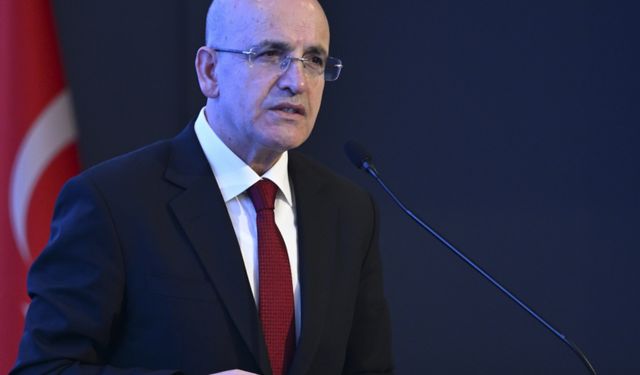 Bakan Şimşek aylık enflasyondaki düşüşü değerlendirdi