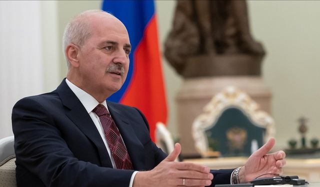 Başkan Kurtulmuş Buhara'da gazetecilerin sorularını yanıtladı