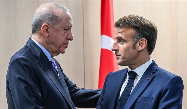 Cumhurbaşkanı Erdoğan Macron ile telefonda görüştü