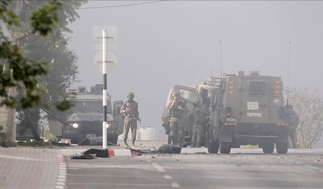 İsrail askerleri Batı Şeria'da 6 Filistinliyi yaraladı