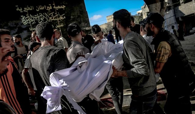 İsrail Gazze'nin doğusuna saldırı düzenledi