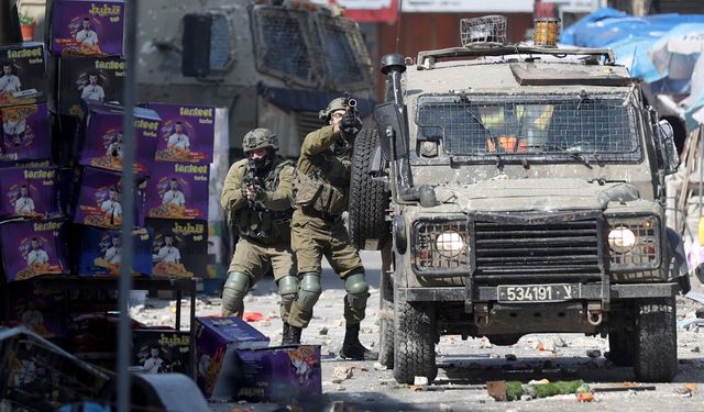 İsrail ordusu Nablus’a askeri baskın düzenledi