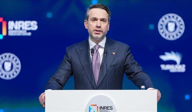 Bakan Bayraktar enerjide kesintisiz gücün önemini vurguladı